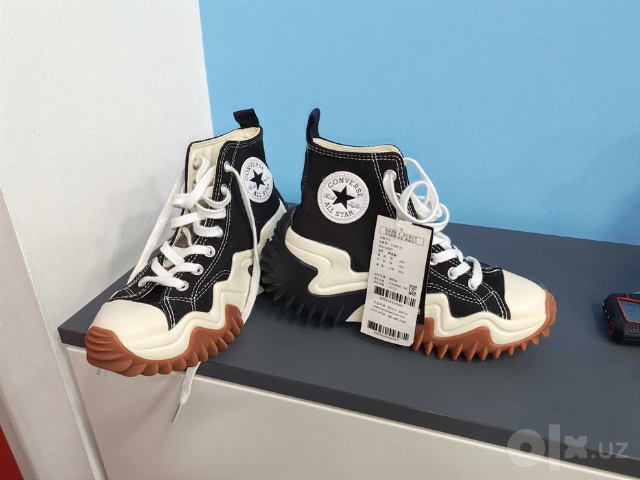 Продам новые кроссовки converse