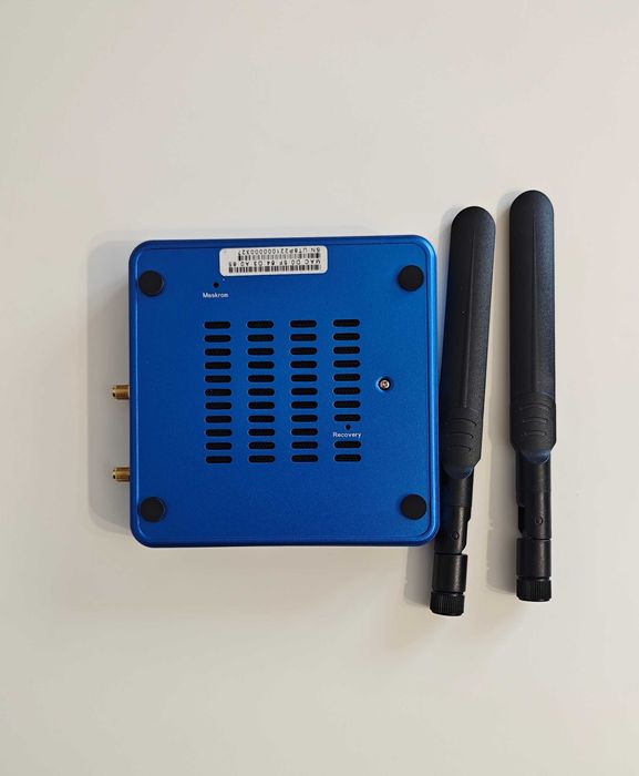 Ugoos UT8 PRO TV Box Android 11 DDR4 8GB RAM 64GB ROM RK3568 WiFi 6