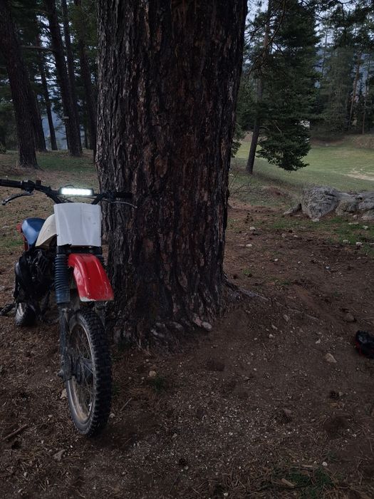 Продава се honda cr125 2t