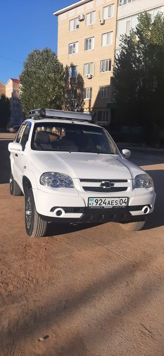 Нива Шевроле продам  .