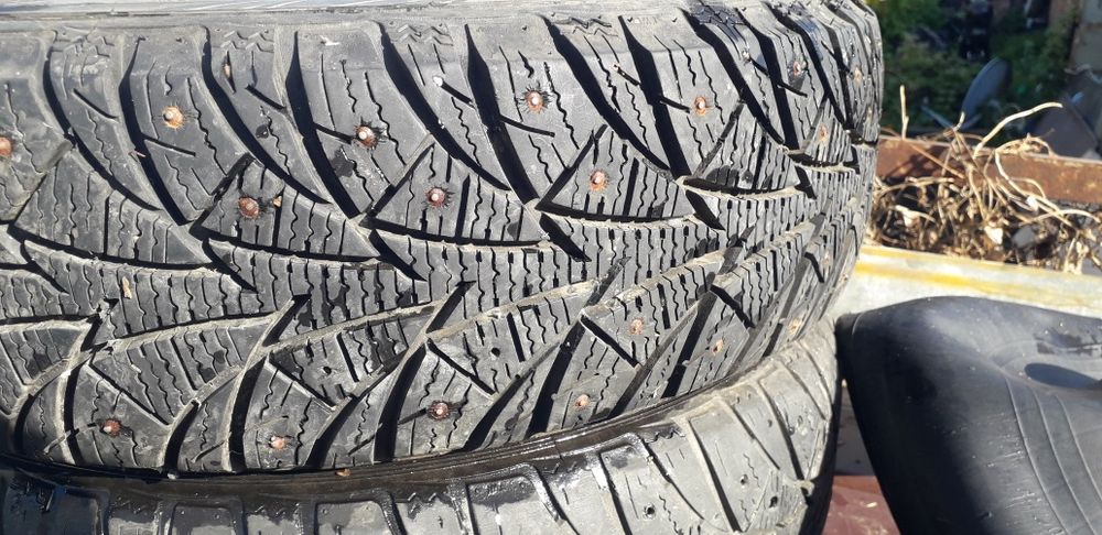 Резина зимняя 175/70 R13