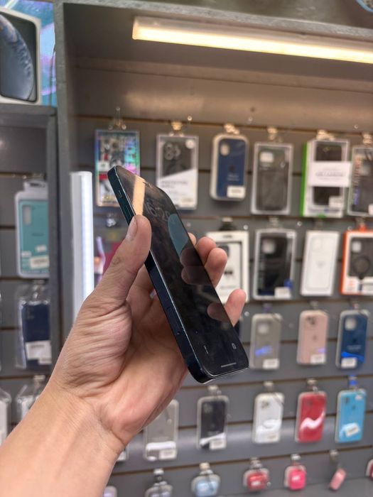 Iphone 12 128gb.