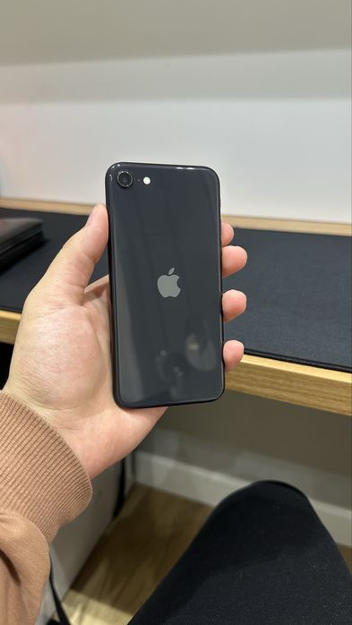 Iphone Se 2 sotiladi