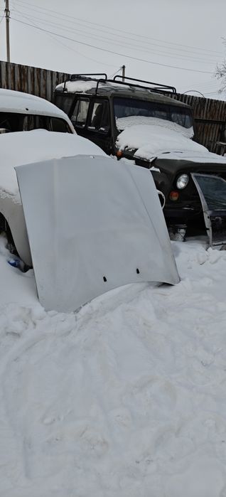 Капот мерседес w124