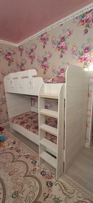 Продается детская двухярустная кровать