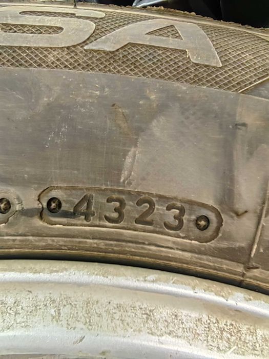 Джанти с гуми перфектни