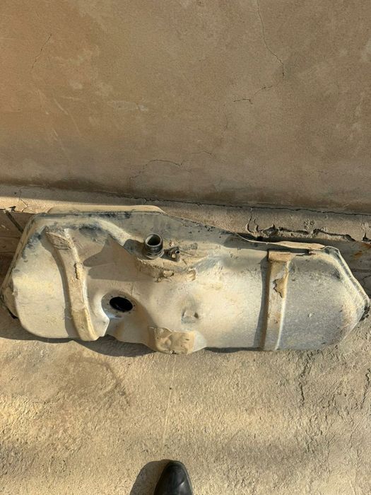 Бензин бак от нексия