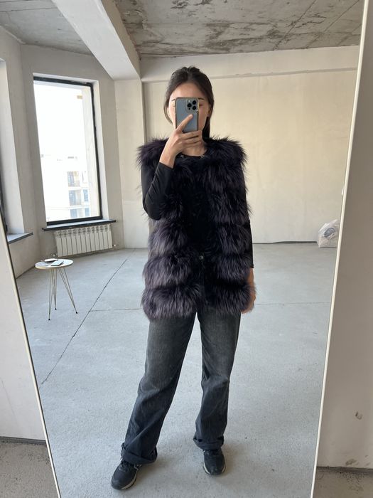 Меховая жилетка