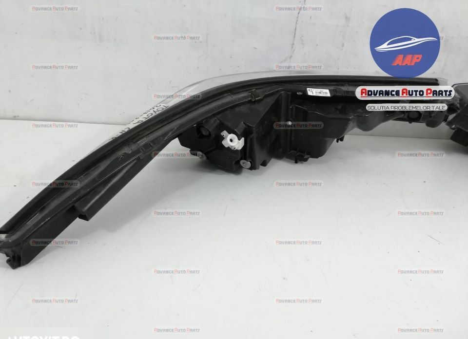 Фар Дясно пълен лед оригинален Тойота / Toyota C-HR [Десен фар с пълен