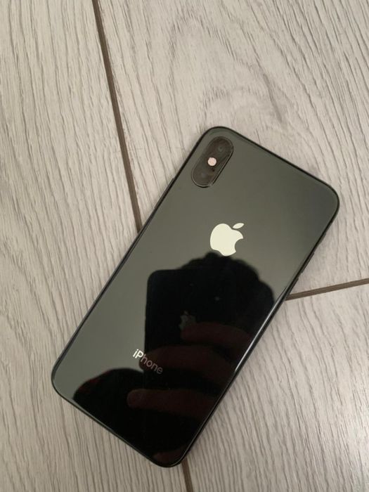 Айфон хс в идиальном сост