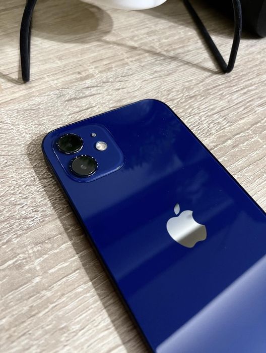Iphone 12 64GB Перфектен !