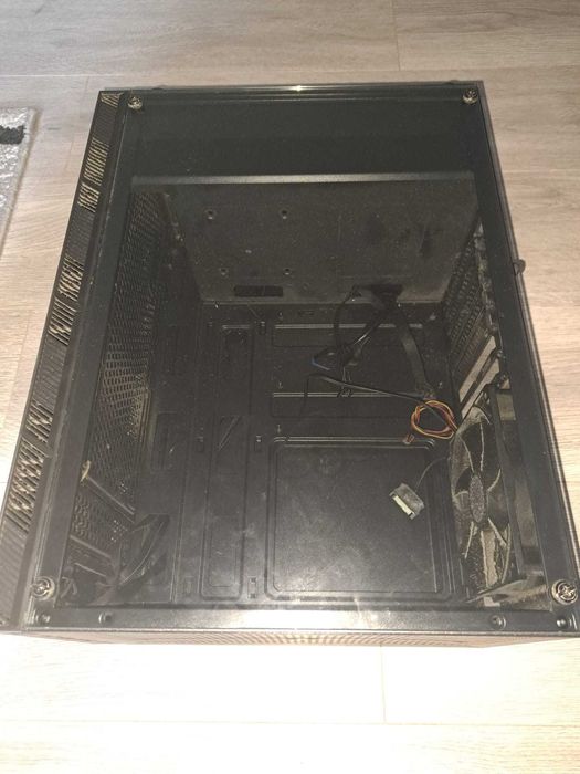 Carcasa Pro Gaming Scar, Middle Tower, ATX, fara sursa, fara ventilatoare