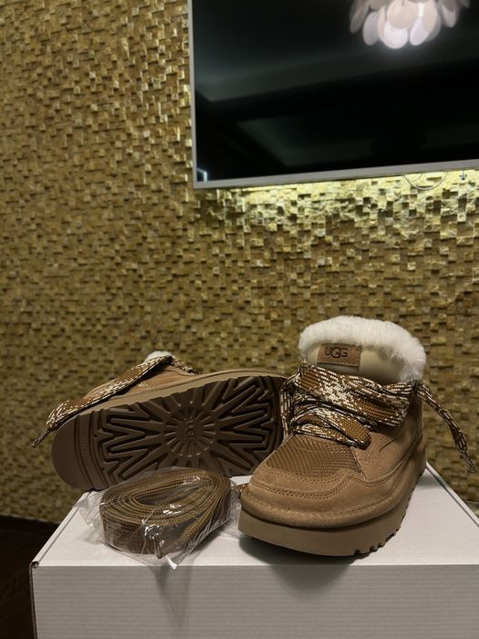 UGG Lowmel Chestnut