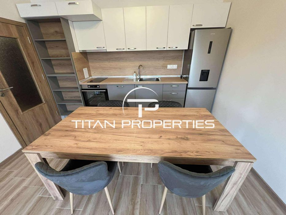 Дава се под наем Тристаен апартамент в Варна, Център - 104 кв.м за 1380 € - Снимка #5