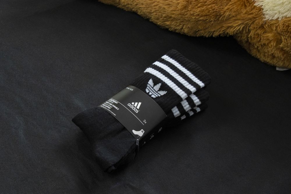 Haine noi cu eticheta