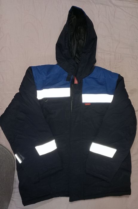 Срочно продам зимний комбинезон