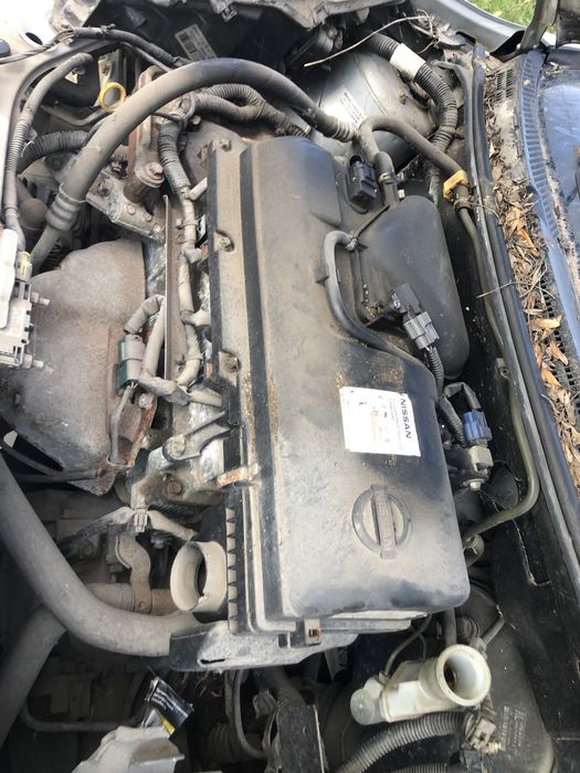 Nissan micra 1.4 i на части
