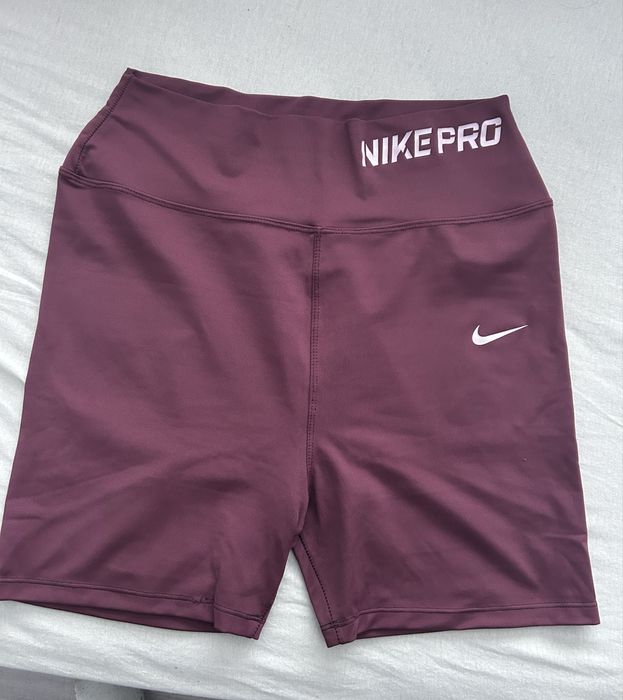Клинчета на nike, пола и пола-панталон