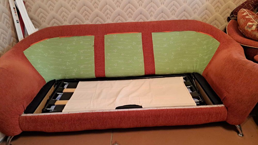 Продам Диван и кресло