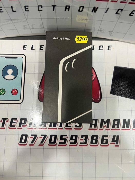 SAMSUNG Z Flip 7 REDUS 0 cicluri de incarcare 256gb/ Stephanies Amanet