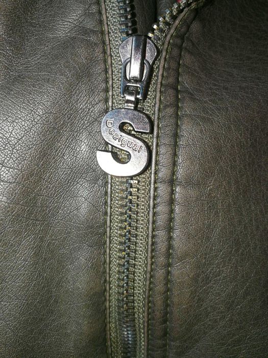 Desigual кожено яке S - 65лв