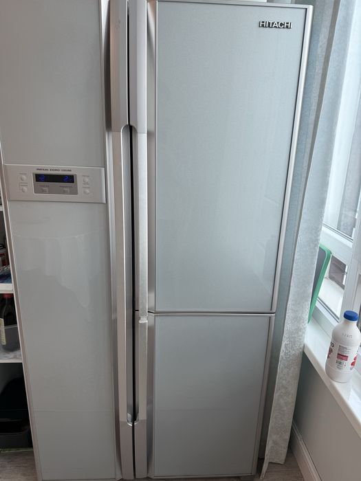 Холодильник хитачи, компакный двухдверный