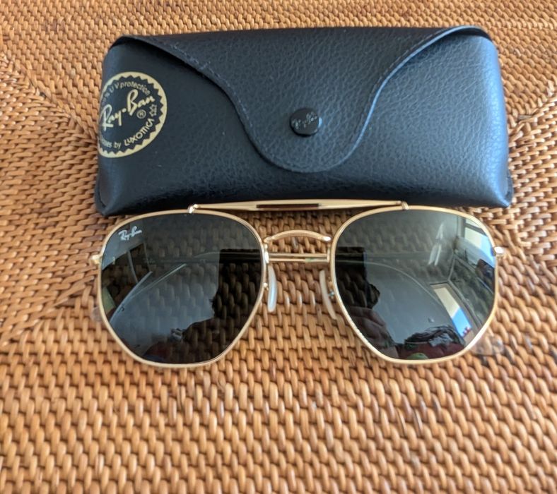 Слънчеви очила Moschino Ray -Ban Furla Ana Hickmann