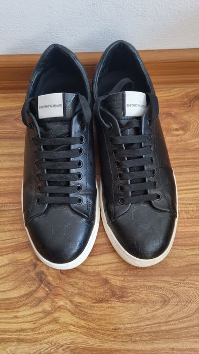Emporio ARMANI черни дамски обувки/ сникърси, размер 38