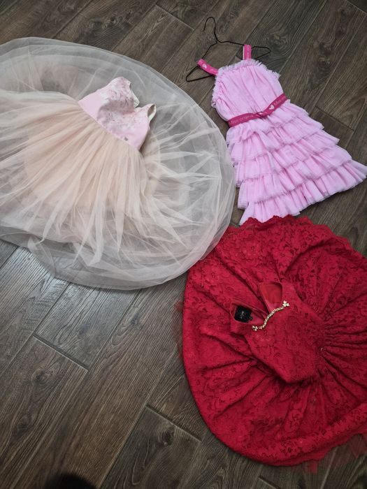 Детски луксозни рокли