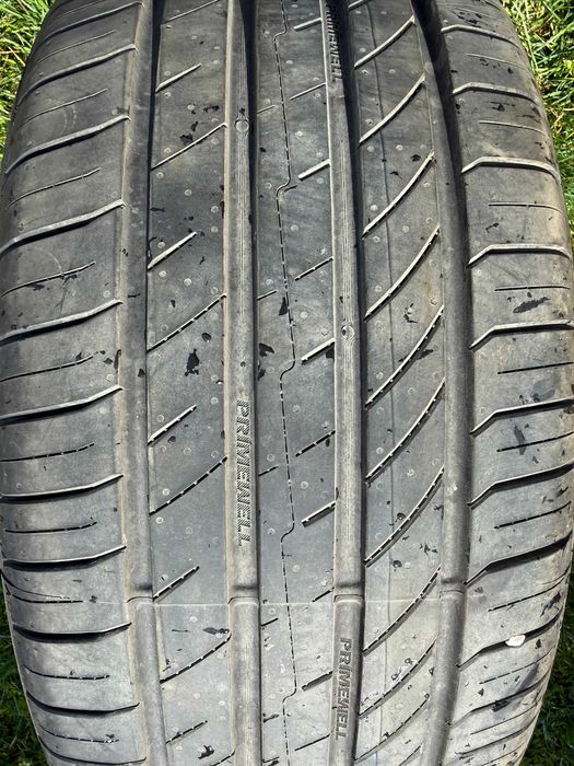 Нови гуми 235/45 R19 – свалени от нов автомобил DOT 2025