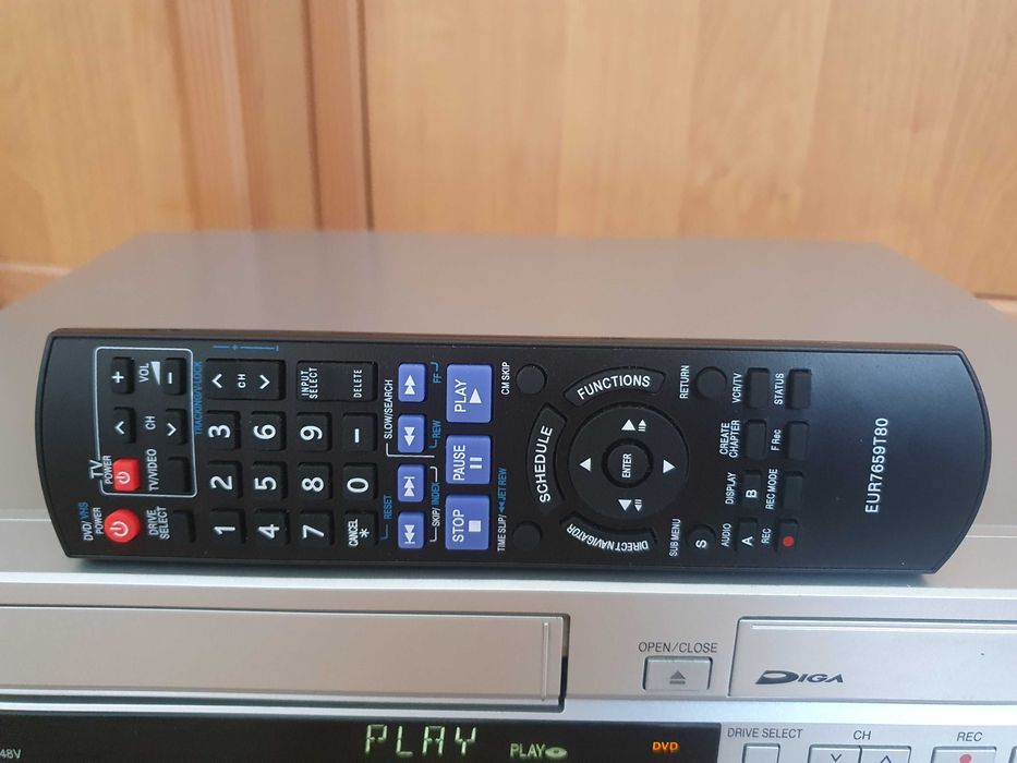 Panasonic DMR-EZ48 VHS-DVD recorder HDMI 1080/HD