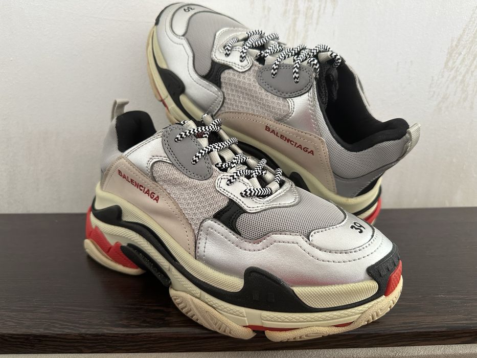 Balenciaga Triple S