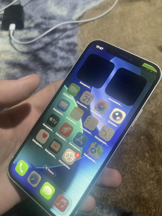 Продам Iphone 12