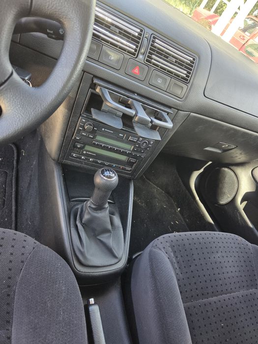VW GOLF 4 1.4 бензин (НА ЧАСТИ)