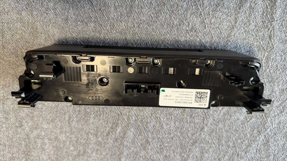 Панел за управление на климатроник