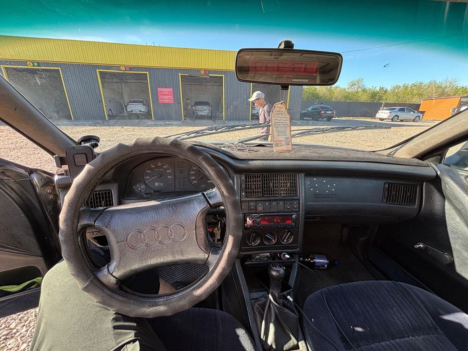 Продам АУДИ 80 Б4