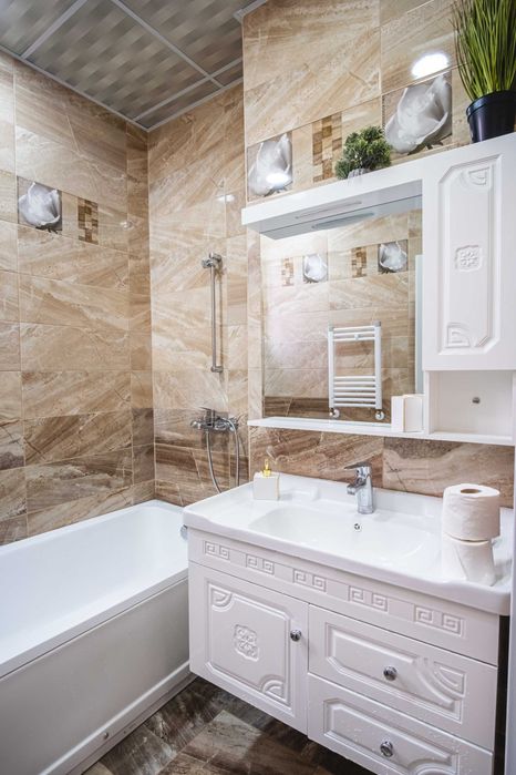 Продава се Тристаен апартамент в Русе, Център - 90 кв.м за 1417 €/кв.м - Снимка #9