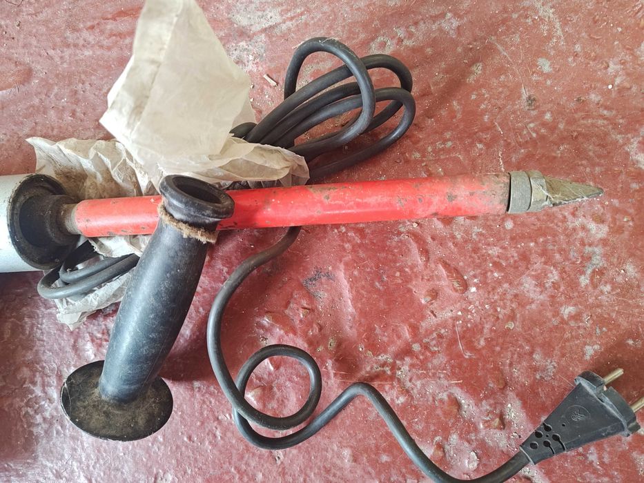 [От Стария Материал] Машина за Пробиване