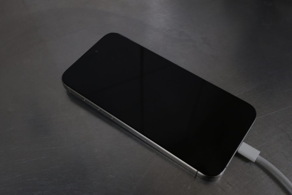 Iphone 15 pro max 256 esim+sim