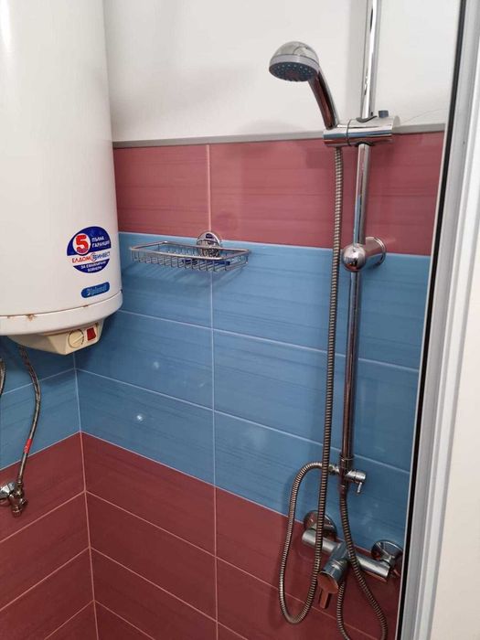 Дава се под наем Тристаен апартамент в Враца, Център - 70 кв.м за 382.5 € - Снимка #14