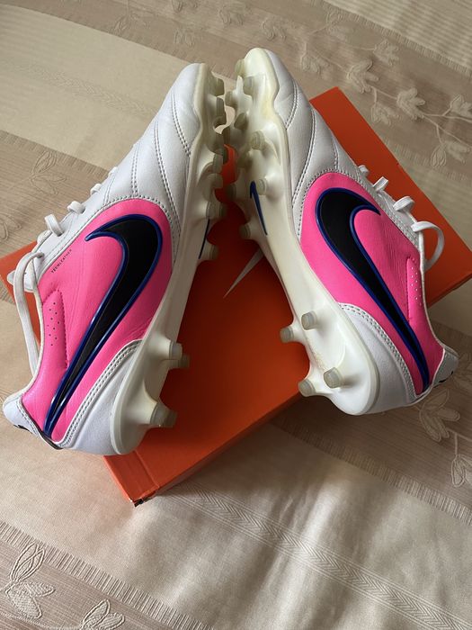 Ghete fotbal Nike Tiempo Ligera