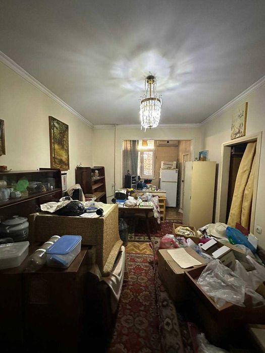 Продаю квартиру.Юнусабад 15  м Туркистан 2\2\4 ,Ипотека есть