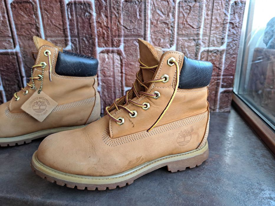 дамски зимни обувки,боти,кубинки,ном38,Timberland