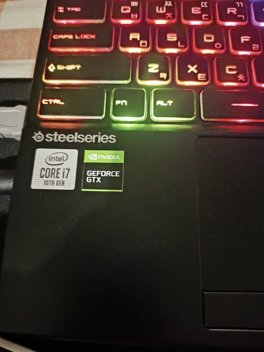 Продается игровой ноутбук MSI
