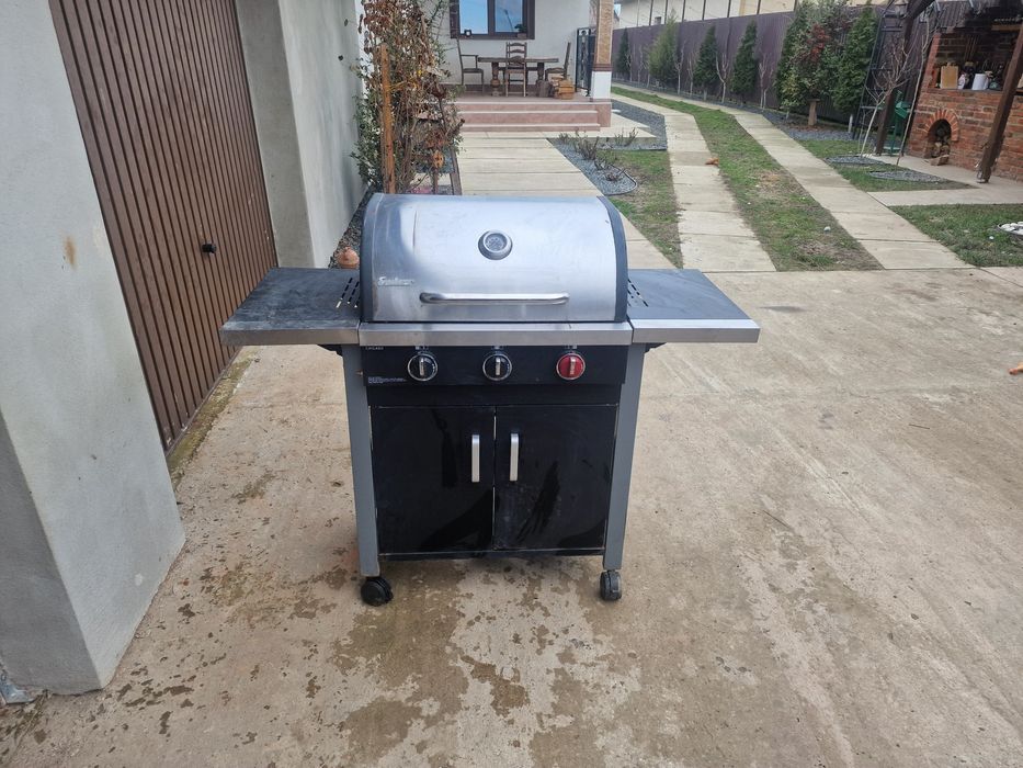 De vanzare, Gratar !!!