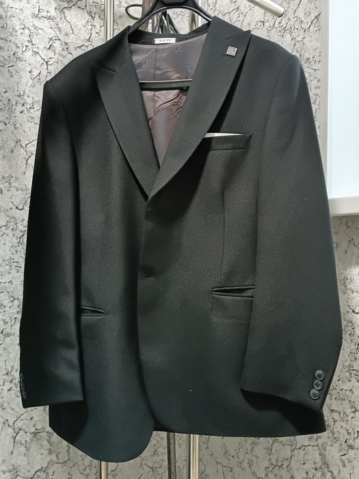 Кастюм брюки новый хороший материал