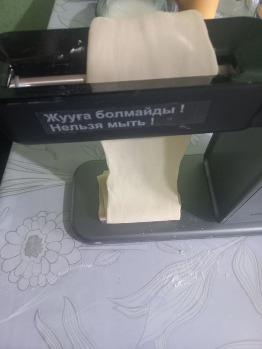 Продам тестораскаточную машинку