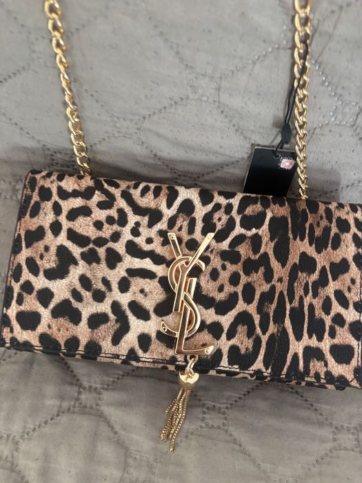 Маркови чанта YSL