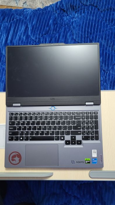 Laptop Gaming Lenovo LOQ 15IAX9, i5-12450HX, RTX 4060 8gb,  16GB, 1TB.