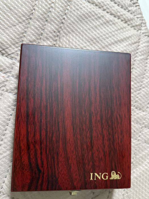 Комплект аксесоари за вино